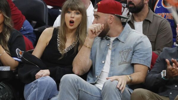 I dashuri i Taylor Swift-it tregohet bujar, kamerierët shokohen nga bakshishi i tij