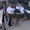 Kurorë e zezë para ambasadës greke në Prishtinë në kujtim të viktimave çame