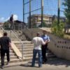 Qytetari e shqyen fletëvotimin në Shkollën “Ismail Qemali”, shoqërohet në polici