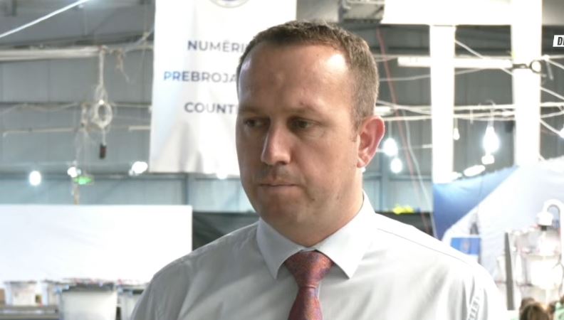 Sot përfundon numërimi i votave të kandidatëve dhe verifikimi i rezultateve të subjekteve politike