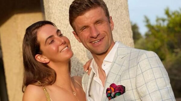 Thomas Muller ndahet nga gruaja pas 20-vjetësh