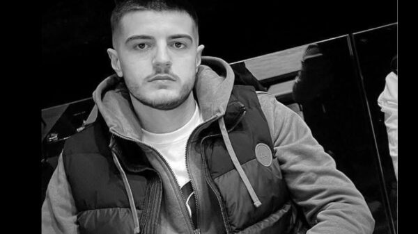 Kryetari i Vushtrrisë i pikëlluar pas vdekjes tragjike të 22-vjeçarit