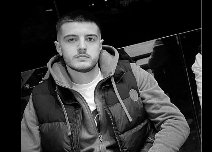 Kryetari i Vushtrrisë i pikëlluar pas vdekjes tragjike të 22-vjeçarit