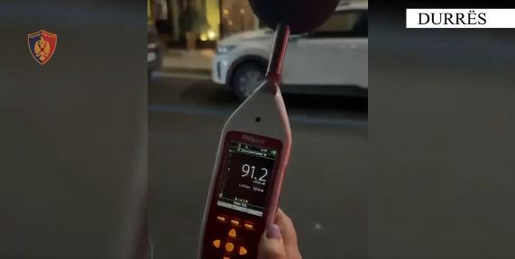 Sezoni veror, Policia në Durrës kontrollon zhurmat në zonat turistike