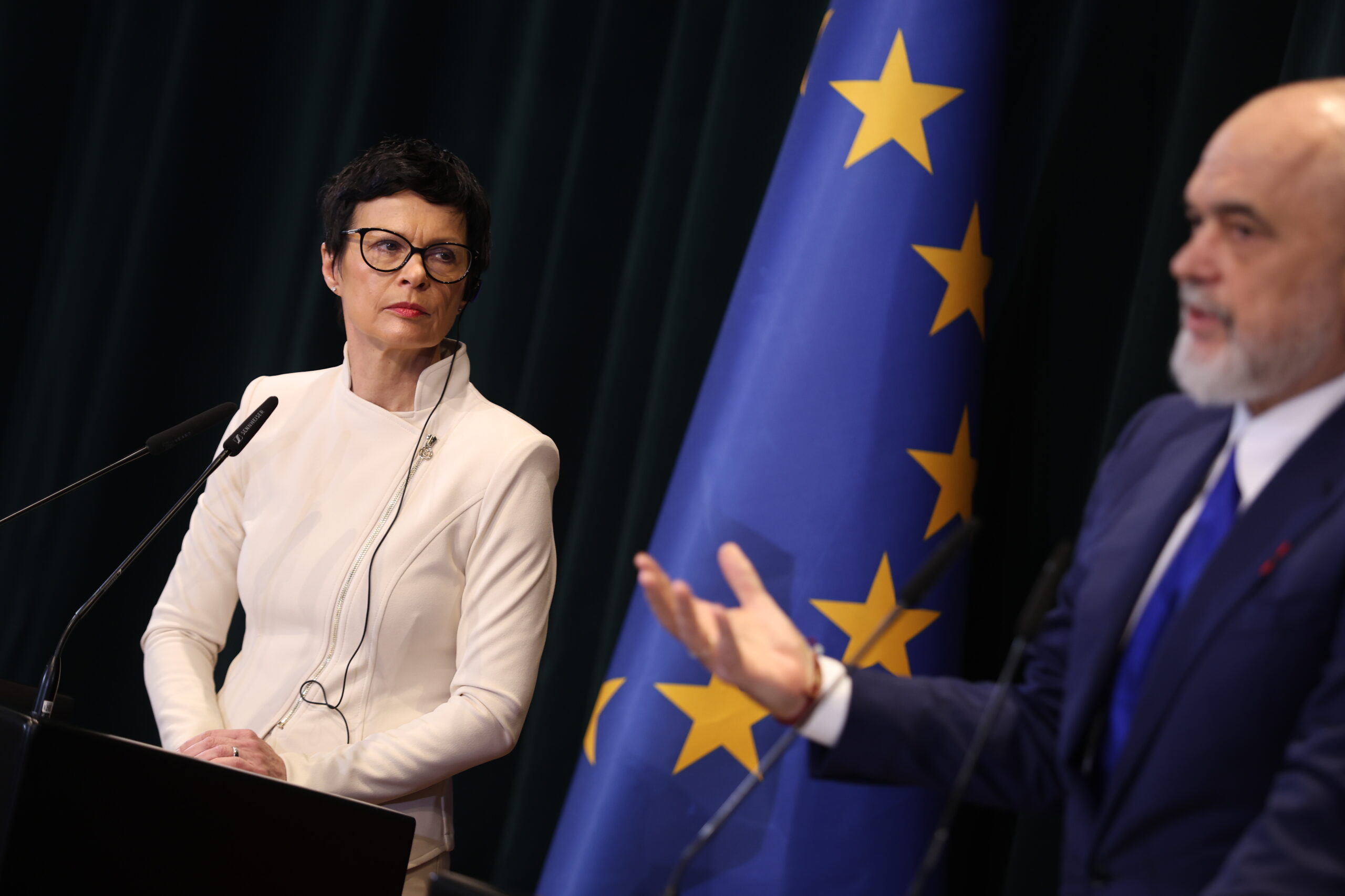 “Qeveria ka dhënë garanci për Zvërnecin”, Rama publikon deklaratën e Kos: Vlerësim sipas standardeve evropiane