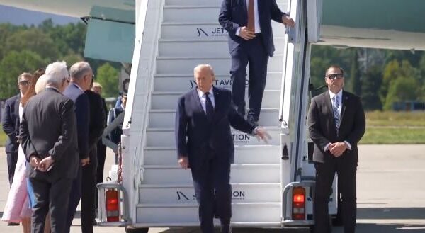 Trump mbërrin në Evropë për samitin e G7