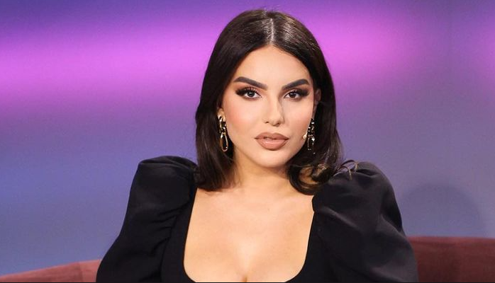 Armina Mevlani feston ditëlindjen, surprizohet nga stafi i “Ferma VIP”