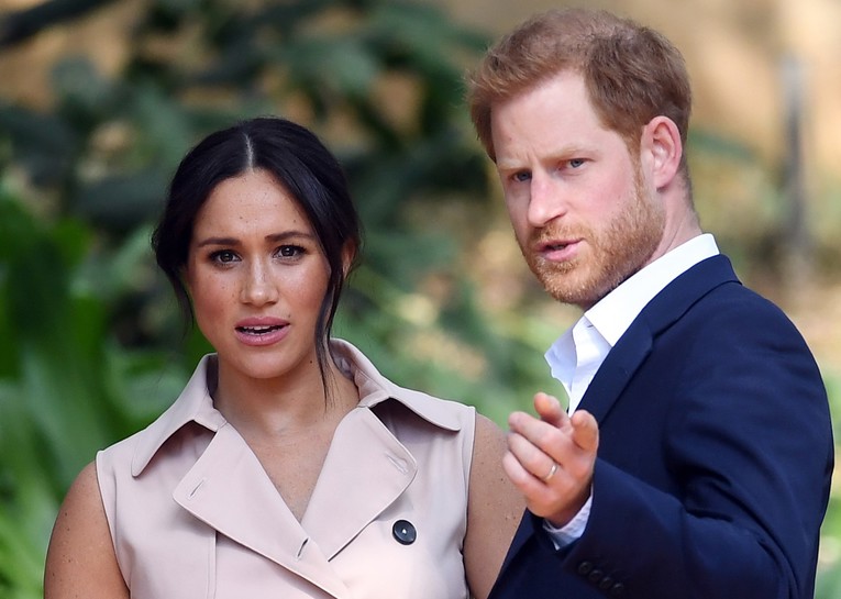 A po vjen pajtimi? Harry dhe Meghan do të shkojnë në Mbretërinë e Bashkuar me fëmijët e tyre