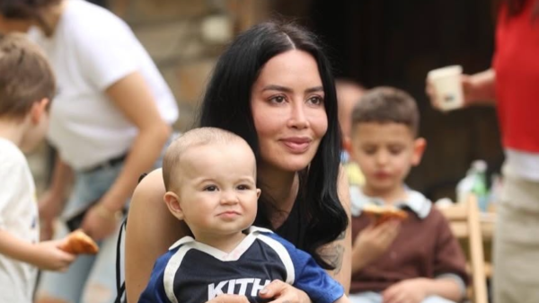 Vajzë apo djalë? Dafina zbulon gjininë e bebit që po vjen në jetë