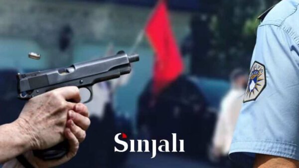 “Shpërthen” ahengu në Prishtinë – Policia gjen kallashnikov, pistoletë dhe mbi 170 gëzhojaSinjali
