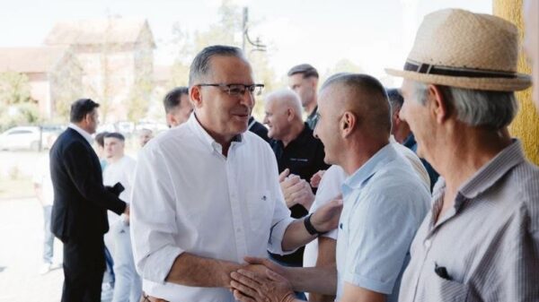 Bedri Hamza rikthehet në vendlindje: Një rikthim te rrënjët, aty ku kam mësuar vlerat që më udhëheqin