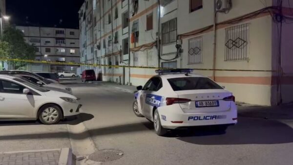 Alarm për tritol në një automjet në Vlorë – Policia në vendngjarje