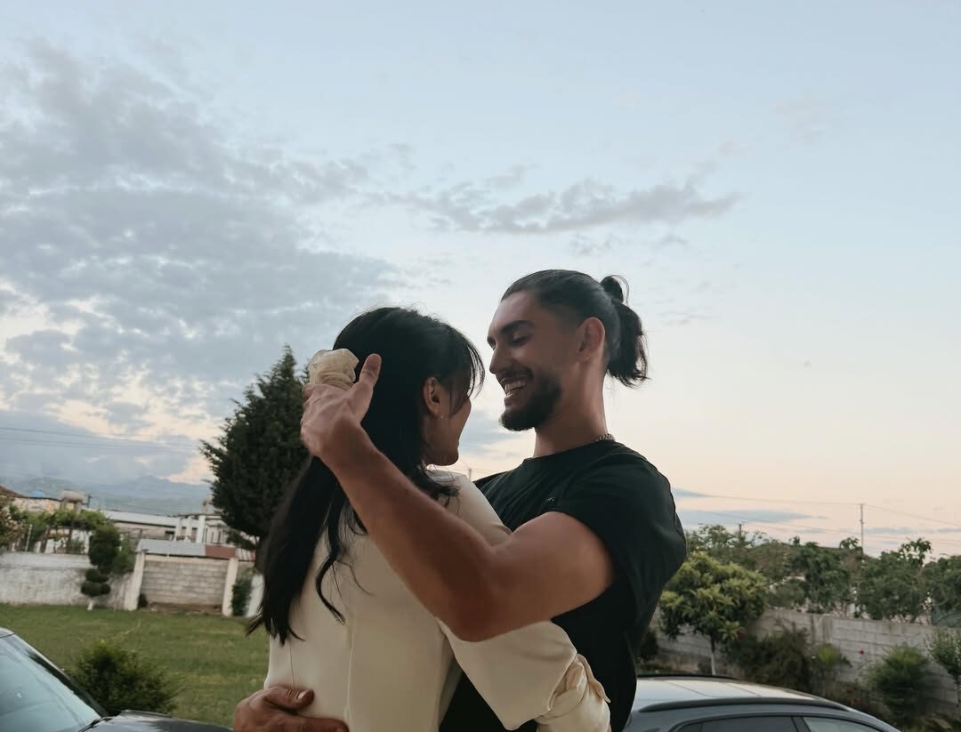 Ola dhe Adioni nisin bashkëjetesën në Prishtinë