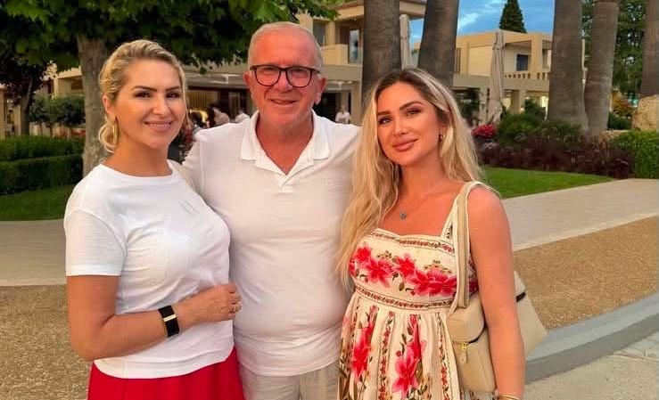 Luli i Shyhretes në mes dy zemrave…