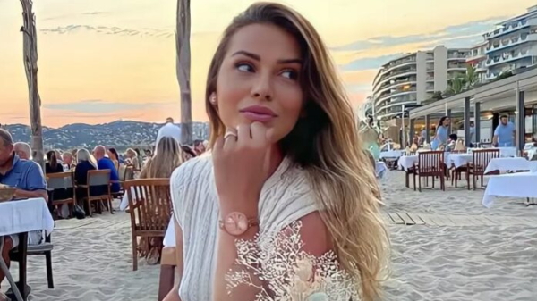 Mimoza Krasniqi bëhet nënë, djali i saj merr emrin e kunatës së ndjerë