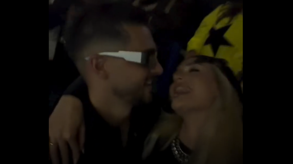 Selin shijon koncertin e parë me Gimbon