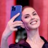 Agnesa Vuthaj shijon pushimet me djalin e saj