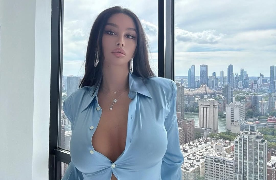 Vildane Zeneli tërheq vëmendjen me pozat e fundit, modelja shqiptare “ndez” rrjetin