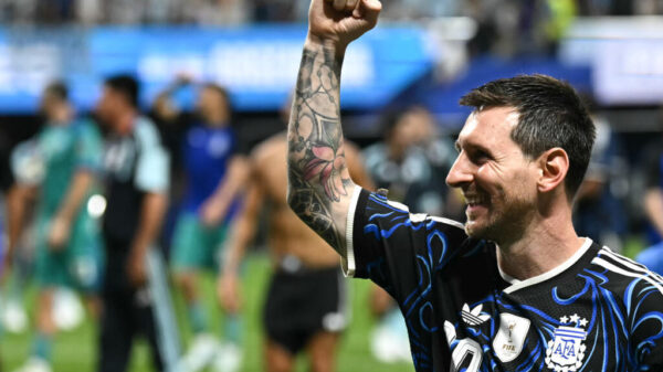 Messi u përgjigjet akuzave që Argjentinës “po ia shtrojnë” rrugën për fitore