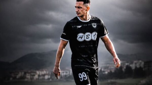Yll Hoxha largohet nga FC Liria, falënderon klubin dhe tifozët