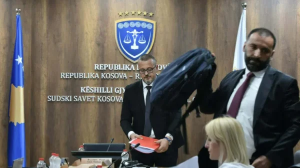 Debat mes anëtarëve, dështon mbledhja e KGJK-së