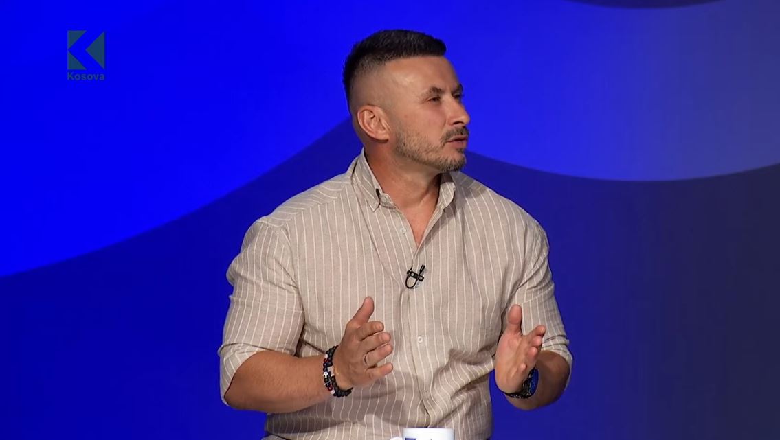 Zeqiri: Mërgata duhet ta mbështesë futbollin kosovar, stadiumet duhet të jenë të mbushura