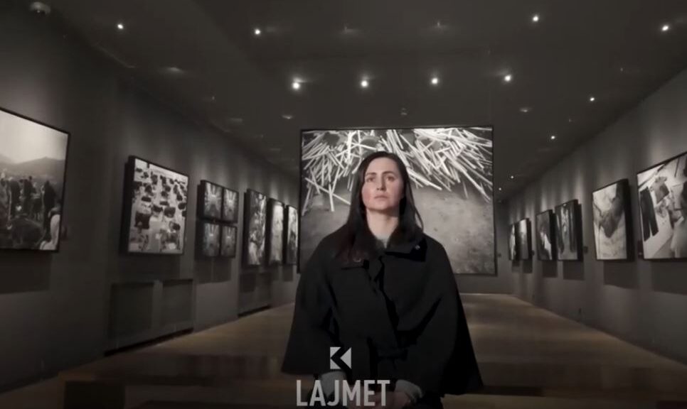 Dhimbja quhet Srebrenicë, kujtimi Potoçari (VIDEO)