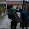 U goditën nga dyert e oborrit, kjo është gjendja e dy të lënduarve në Pozheran