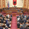 75 vota pro, Parlamenti Shqipërisë kalon me procedurë të përshpejtuar kredinë 302 milionë dollarë nga ShBA