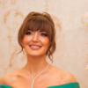 Nuk mund ta besoni çfarë trupi ka bërë ish-presidentja Jahjaga, i mahnit të ftuarit në dasmë