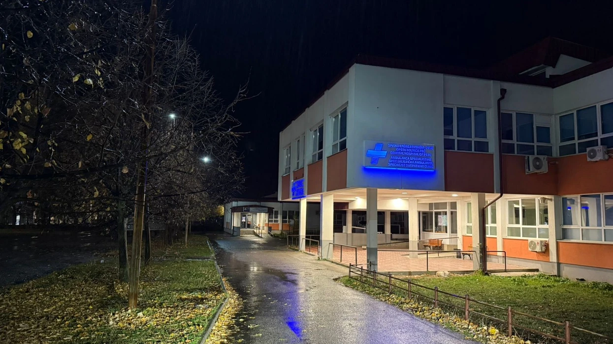 Spitali i Pejës jep detaje mbi gjendjen e të lënduarve nga aksidenti në Istog