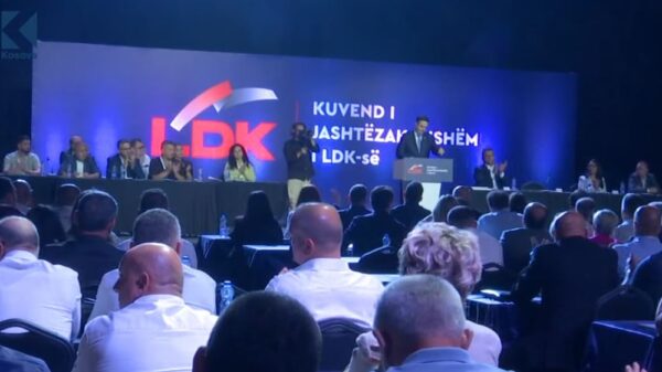 Abdixhiku: Po e vendos fatin tim në duart tuaja, e ju vendosni fatin e LDK-së mbi timin (VIDEO)