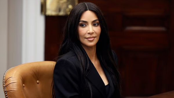 Çka po ndodh mes Kim dhe Lewis Hamilton?