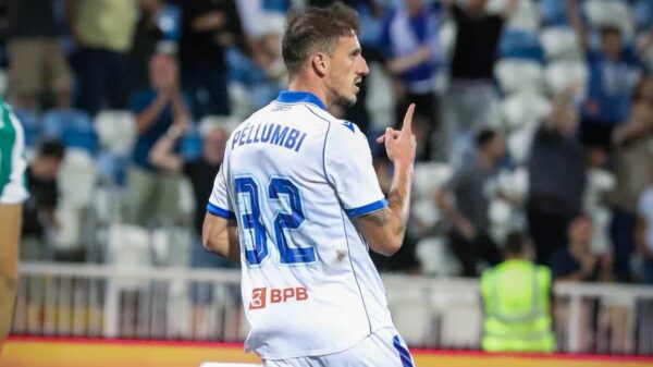 Drita shkëlqen, përmbys skuadrën malteze