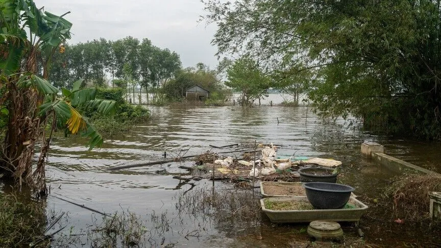 Shirat e rrëmbyeshëm shkaktojnë vdekjen e 4 personave në Vietnam