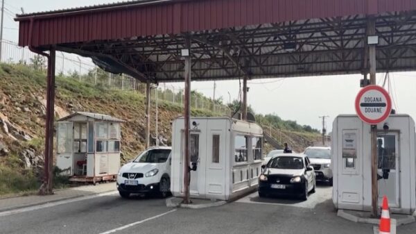 Shëngjini mbetet destinacioni më i frekuentuar nga shqiptarët e Kosovës