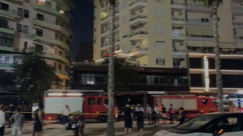 Zjarri në hotelin në Vlorë, një vajzë në gjendje të rëndë: I është djegur gati 100% e trupit