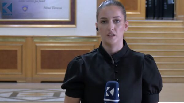 Thirrja e PDK-së për vazhdimin e seancës konstituive, gazetarja Qëndresa Bellagoshi jep detaje (VIDEO)