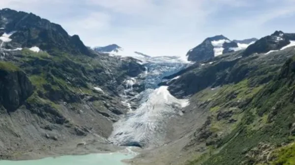 Gjenden dy alpinistë të zhdukur para tre dekadave pas shkrirjes së akullnajave zvicerane