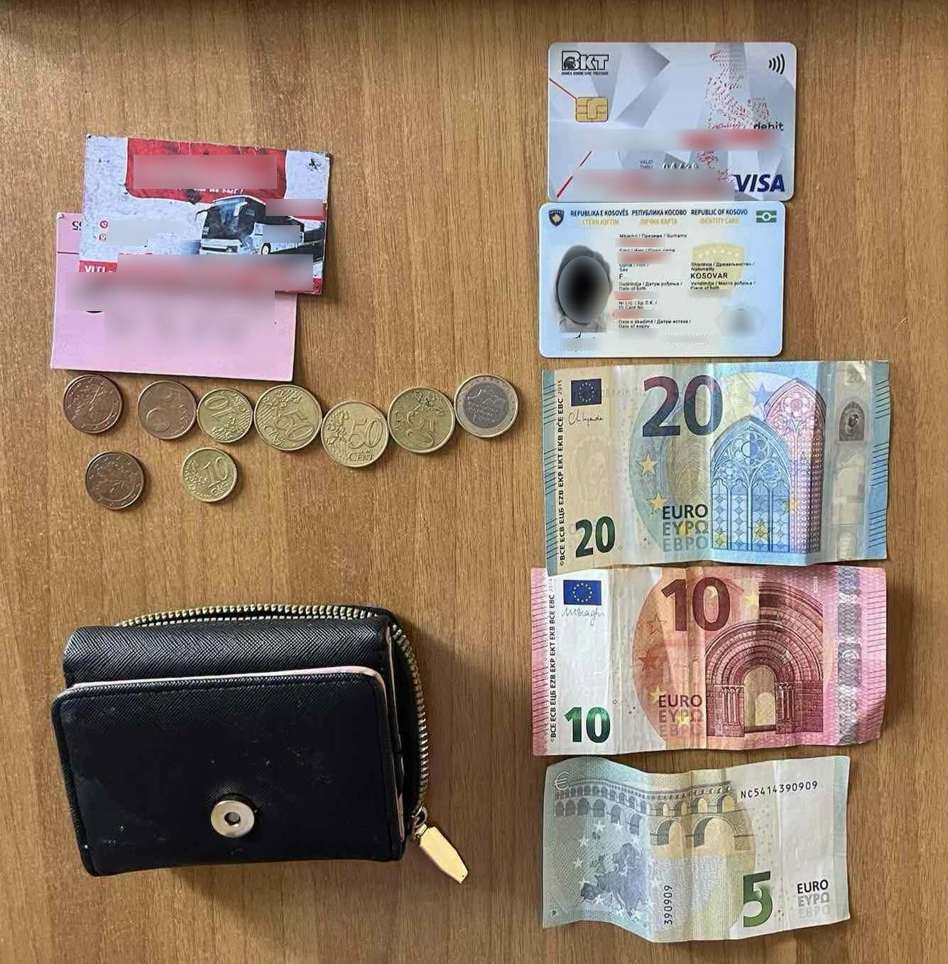 Gjen kuletën me para dhe dokumente, qytetari nga Vitia e dorëzon në Polici