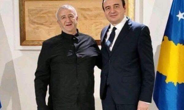 Manxhuka arsyeton takimin e Kurtit me “spiunin” Fehim Sali
