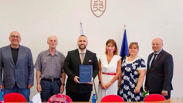 Nga Prekazi në Bratisllavë, Donjet Bislimi bëhet Doktor i Shkencave