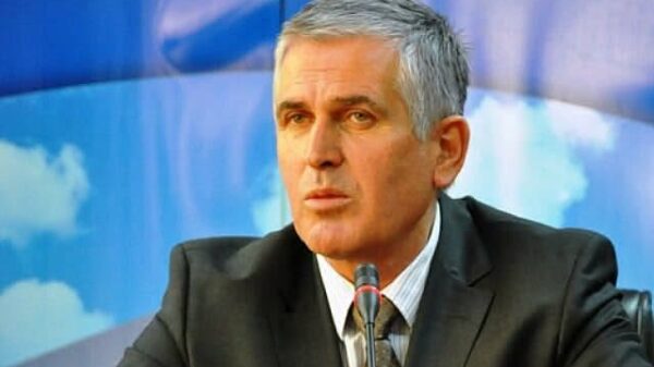 Peci përkujton Bajram Rexhepin: Pjesë e pashmangshme e memories për liri e shtetndërtim