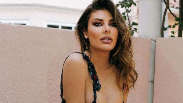 Shtëpia e Angela Martinit bie pre e hajdutëve! Modeles i vidhen sende me vlerë