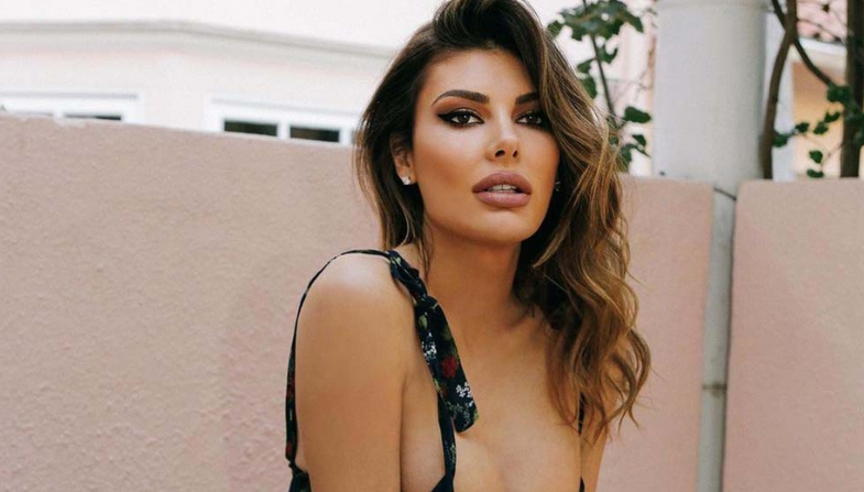 Shtëpia e Angela Martinit bie pre e hajdutëve! Modeles i vidhen sende me vlerë