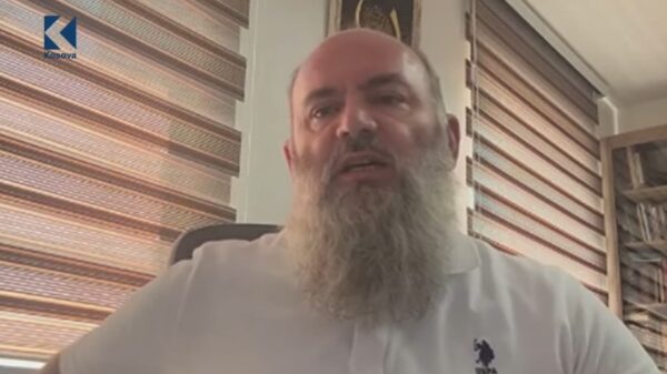 A ka luftuar me simbole islame apo me emblemë të UÇK-së? – flet Hoxhë Halimi
