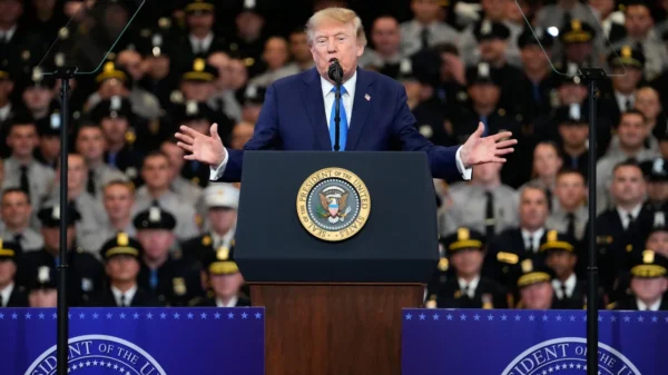 Trump: Nuk do të kërkoj falje për luftën me Iranin