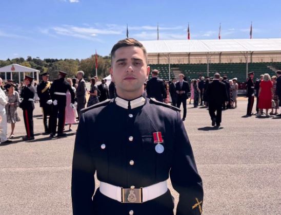 FSK forcon kuadrot e saj: Nëntoger Kushtrim Derguti diplomohet në Sandhurst