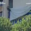 Gazetarja Zogaj zbulon reagimin e qytetarëve pas heqjes së flamurit ukrainas (VIDEO)