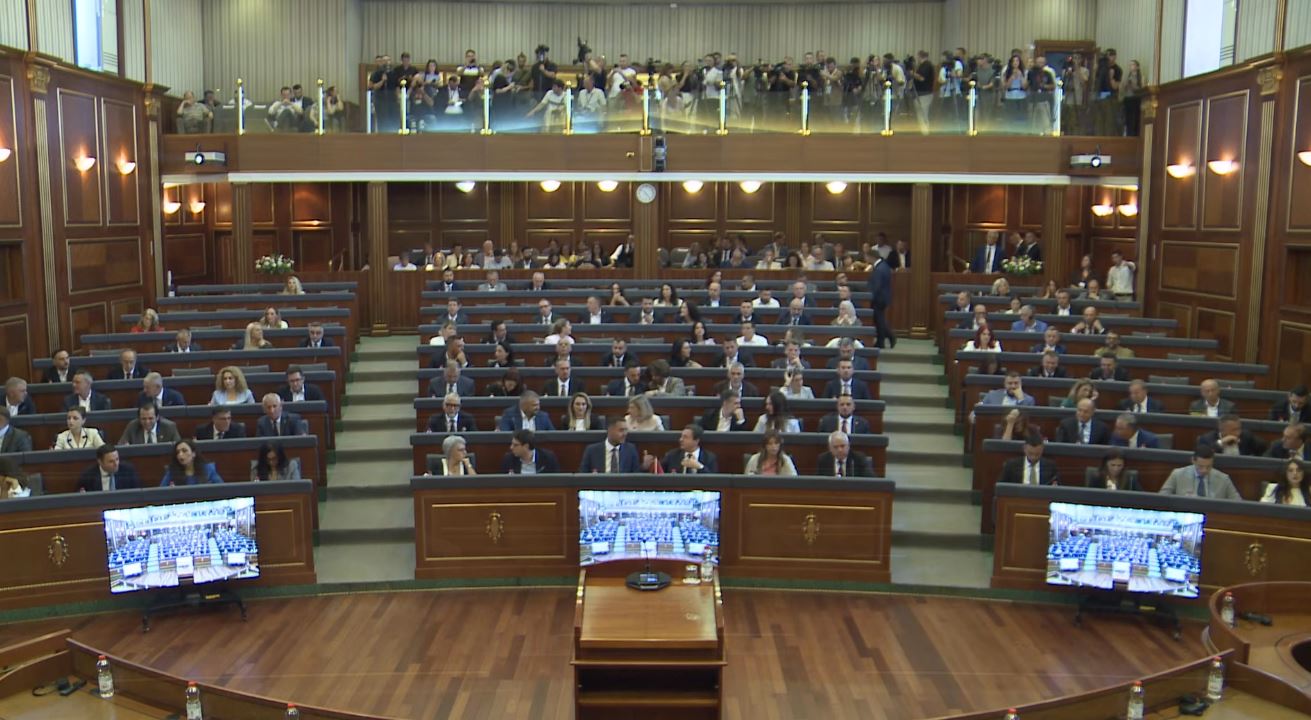 Formohet Komisioni për verifikimin e kuorumit dhe mandateve